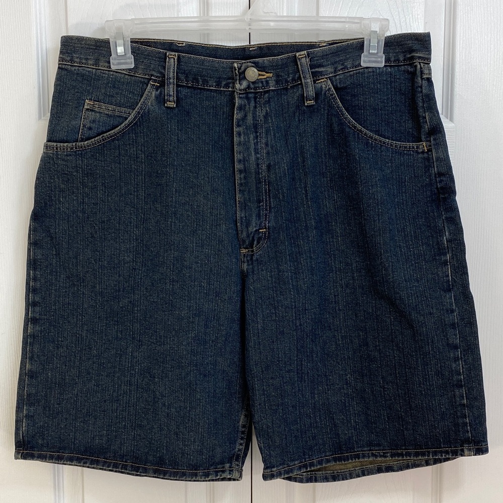 MEN’s Wrangler Dark Blue Denim Jean Shorts, 9 Inch Inseam, Size 36